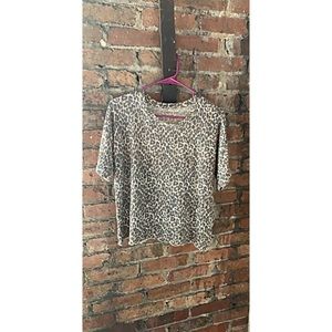 American Eagle leopard shirt